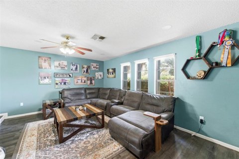 Villa ou maison à vendre à Spring Hill, Floride: 3 chambres, 173.73 m2 № 2225580 - photo 4