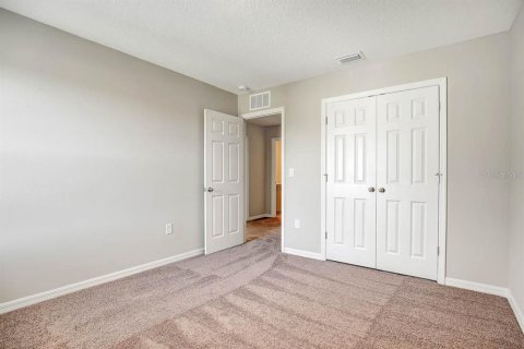 Villa ou maison à louer à Fish Hawk, Floride: 5 chambres, 236.99 m2 № 2410595 - photo 24