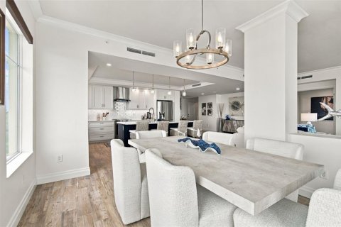 Condo in Tierra Verde, Florida, 3 bedrooms № 2403349 - photo 20