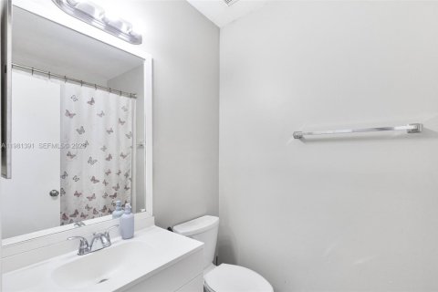 Casa en venta en Miramar, Florida, 3 dormitorios, 197.6 m2 № 2049760 - foto 14