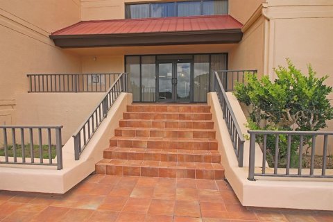 Condominio en alquiler en Port Charlotte, Florida, 1 dormitorio, 58.9 m2 № 1771792 - foto 10