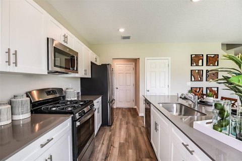 Villa ou maison à vendre à Haines City, Floride: 5 chambres, 268.3 m2 № 1740373 - photo 4
