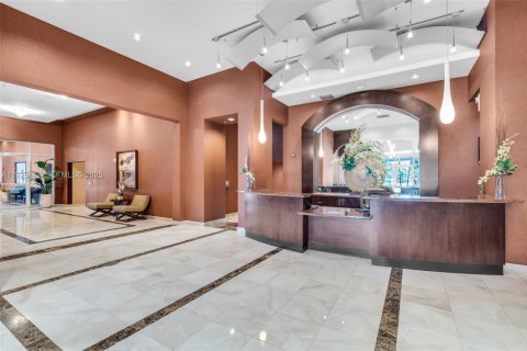 Condo in Fort Lauderdale, Florida, 2 bedrooms № 1986687 - photo 3