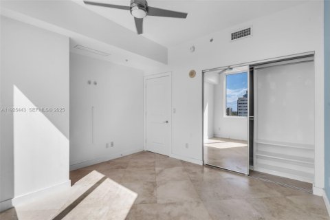 Condo in Fort Lauderdale, Florida, 2 bedrooms № 1986687 - photo 25