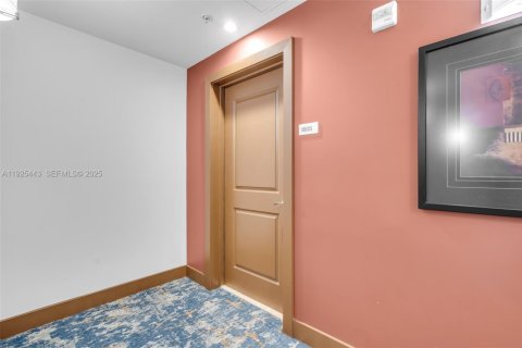 Condo in Fort Lauderdale, Florida, 2 bedrooms № 1986687 - photo 5