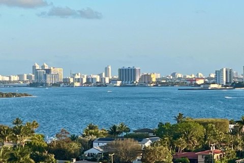 Copropriété à vendre à Miami, Floride: 1 chambre, 111.48 m2 № 2036338 - photo 6