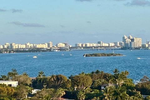 Copropriété à vendre à Miami, Floride: 1 chambre, 111.48 m2 № 2036338 - photo 25