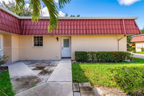 House in Lake Worth, Florida 2 bedrooms, 95.13 sq.m. № 1887222 - photo 28