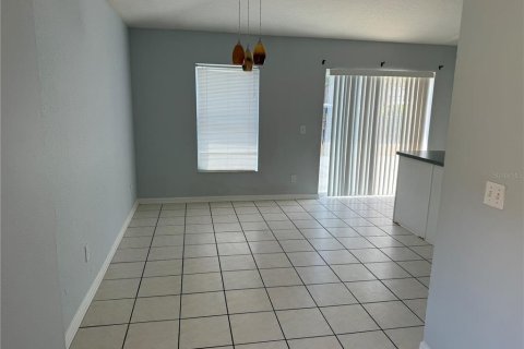 Casa en alquiler en Riverview, Florida, 3 dormitorios, 159.42 m2 № 2112539 - foto 3
