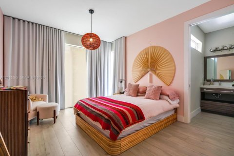 Touwnhouse à louer à Miami, Floride: 4 chambres, 231.33 m2 № 2076675 - photo 12