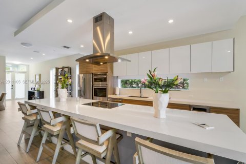 Touwnhouse à louer à Miami, Floride: 4 chambres, 231.33 m2 № 2076675 - photo 5