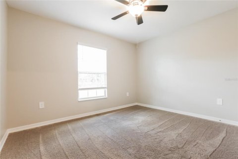 House in North Port, Florida 3 bedrooms, 136.01 sq.m. № 2229405 - photo 8