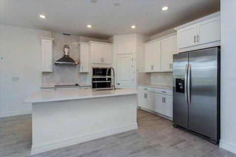 Villa ou maison à vendre à DeLand, Floride: 4 chambres, 180.04 m2 № 1805640 - photo 4