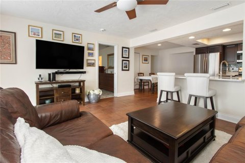 Casa en venta en Belleair Beach, Florida, 3 dormitorios, 175.59 m2 № 1531393 - foto 22