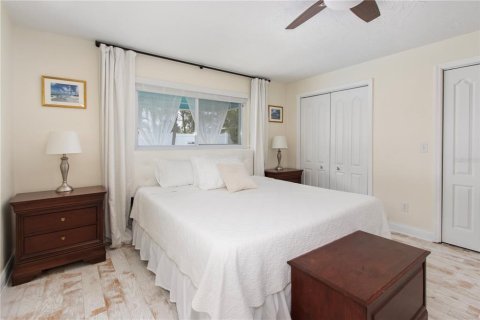 Casa en venta en Belleair Beach, Florida, 3 dormitorios, 175.59 m2 № 1531393 - foto 18