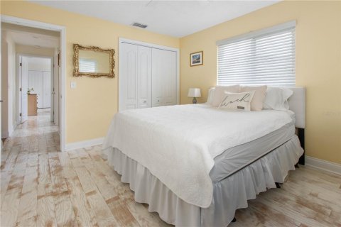 Casa en venta en Belleair Beach, Florida, 3 dormitorios, 175.59 m2 № 1531393 - foto 29