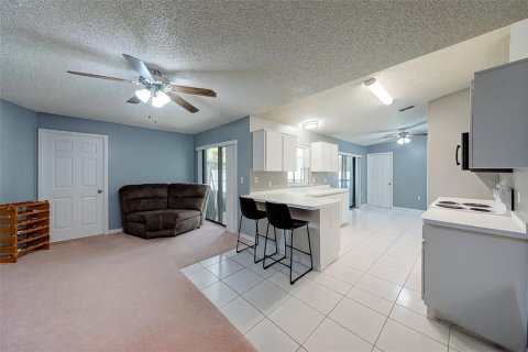 House in Kissimmee, Florida 3 bedrooms, 135.27 sq.m. № 1837444 - photo 7
