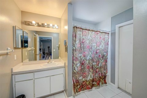 House in Kissimmee, Florida 3 bedrooms, 135.27 sq.m. № 1837444 - photo 17