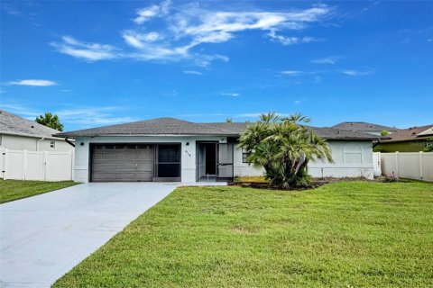 House in Kissimmee, Florida 3 bedrooms, 135.27 sq.m. № 1837444 - photo 19