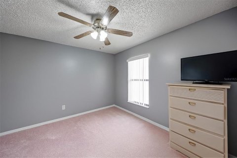 House in Kissimmee, Florida 3 bedrooms, 135.27 sq.m. № 1837444 - photo 15
