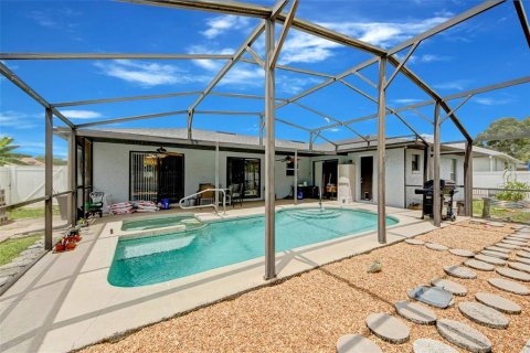 House in Kissimmee, Florida 3 bedrooms, 135.27 sq.m. № 1837444 - photo 3