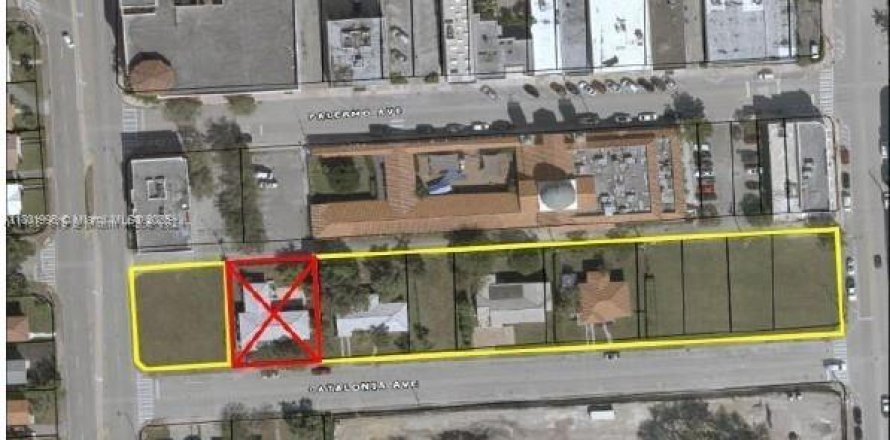 Propiedad comercial en Coral Gables, Florida № 2043974