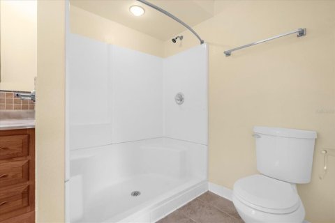 House in DeLand, Florida 4 bedrooms, 279.17 sq.m. № 1318272 - photo 26
