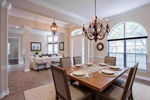 Villa ou maison à vendre à Sorrento, Floride: 4 chambres, 393.26 m2 № 2226201 - photo 6