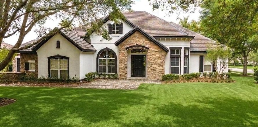 Villa ou maison à Sorrento, Floride 4 chambres, 393.26 m2 № 2226201