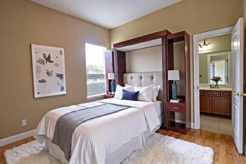 Villa ou maison à vendre à Sorrento, Floride: 4 chambres, 393.26 m2 № 2226201 - photo 28