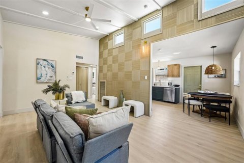 Villa ou maison à vendre à Saint Petersburg, Floride: 3 chambres, 101.64 m2 № 2419063 - photo 8