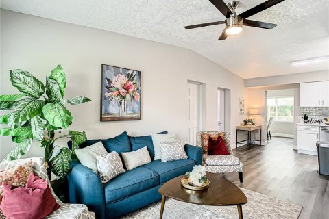 Adosado en venta en Cocoa Beach, Florida, 3 dormitorios, 112.88 m2 № 1771750 - foto 6