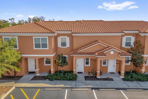 Townhouse in Kissimmee, Florida 2 bedrooms, 125.42 sq.m. № 2102989 - photo 3