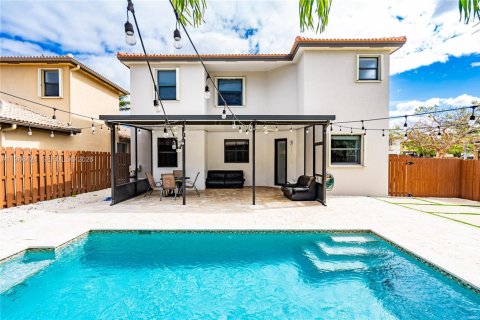 Casa en venta en Homestead, Florida, 5 dormitorios, 315.77 m2 № 2028002 - foto 26