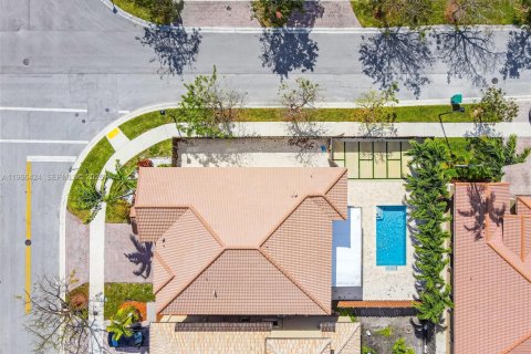 Casa en venta en Homestead, Florida, 5 dormitorios, 315.77 m2 № 2028002 - foto 4