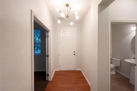 House in Winter Garden, Florida 2 bedrooms, 185.62 sq.m. № 2227729 - photo 26