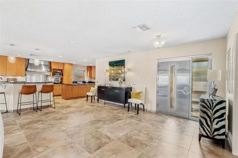 House in Cocoa Beach, Florida 4 bedrooms, 331.29 sq.m. № 1718386 - photo 30