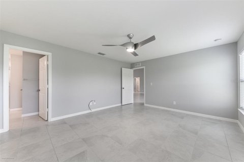 House in Punta Gorda, Florida 4 bedrooms, 168.15 sq.m. № 1843028 - photo 30