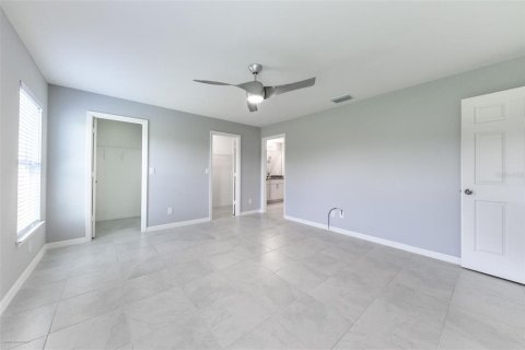 House in Punta Gorda, Florida 4 bedrooms, 168.15 sq.m. № 1843028 - photo 25