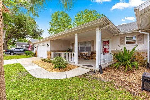 House in Ocala, Florida 2 bedrooms, 163.6 sq.m. № 1679320 - photo 4