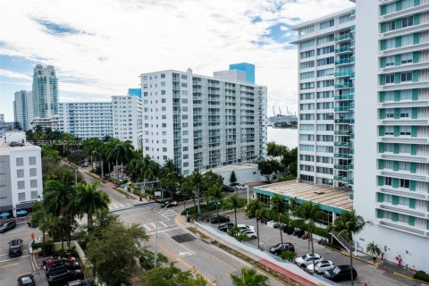 Купить кондоминиум в Майами-Бич, Флорида 1 спальня, 53.51м2, № 2007626 - фото 12
