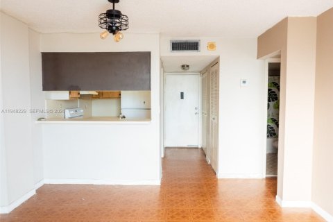 Купить кондоминиум в Майами-Бич, Флорида 1 спальня, 53.51м2, № 2007626 - фото 4