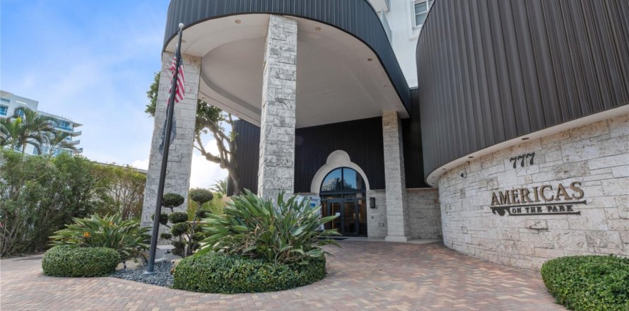 Condo in Fort Lauderdale, Florida, 2 bedrooms  № 880959
