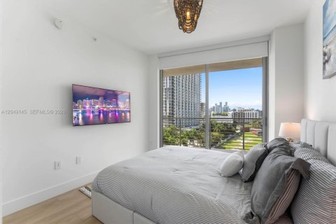 Condominio en venta en Miami, Florida, 2 dormitorios, 82.03 m2 № 2169386 - foto 24