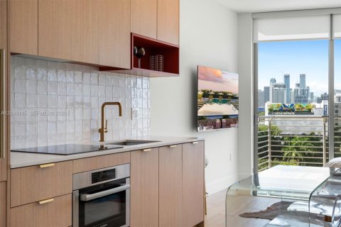 Condominio en venta en Miami, Florida, 2 dormitorios, 82.03 m2 № 2169386 - foto 11
