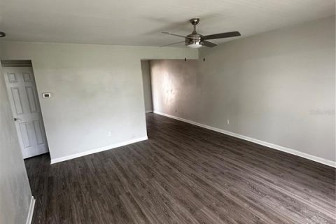 Immobilier commercial à vendre à Pinellas Park, Floride: 4 chambres, 135.45 m2 № 1680483 - photo 6