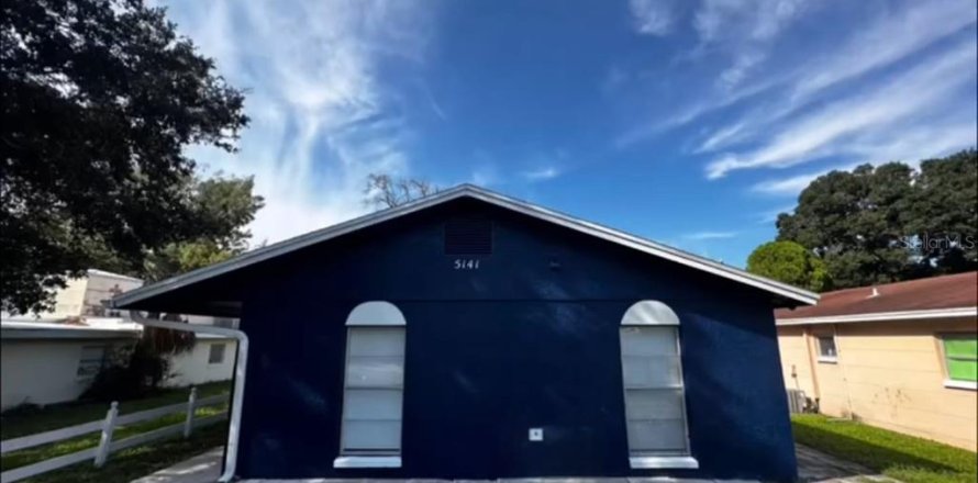 Immobilier commercial à Pinellas Park, Floride 4 chambres, 135.45 m2 № 1680483