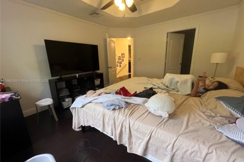 Townhouse in Doral, Florida 4 bedrooms, 176.89 sq.m. № 1887696 - photo 29