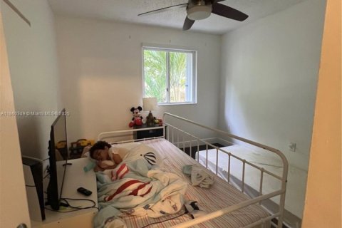 Townhouse in Doral, Florida 4 bedrooms, 176.89 sq.m. № 1887696 - photo 30