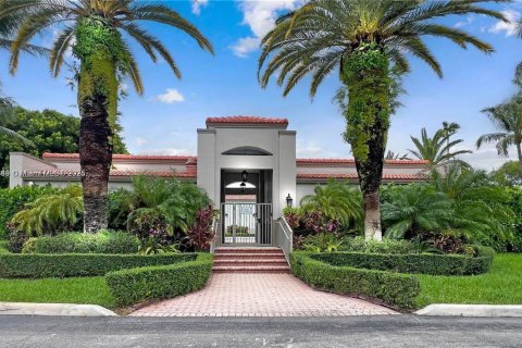 Townhouse in Doral, Florida 4 bedrooms, 176.89 sq.m. № 1887696 - photo 2